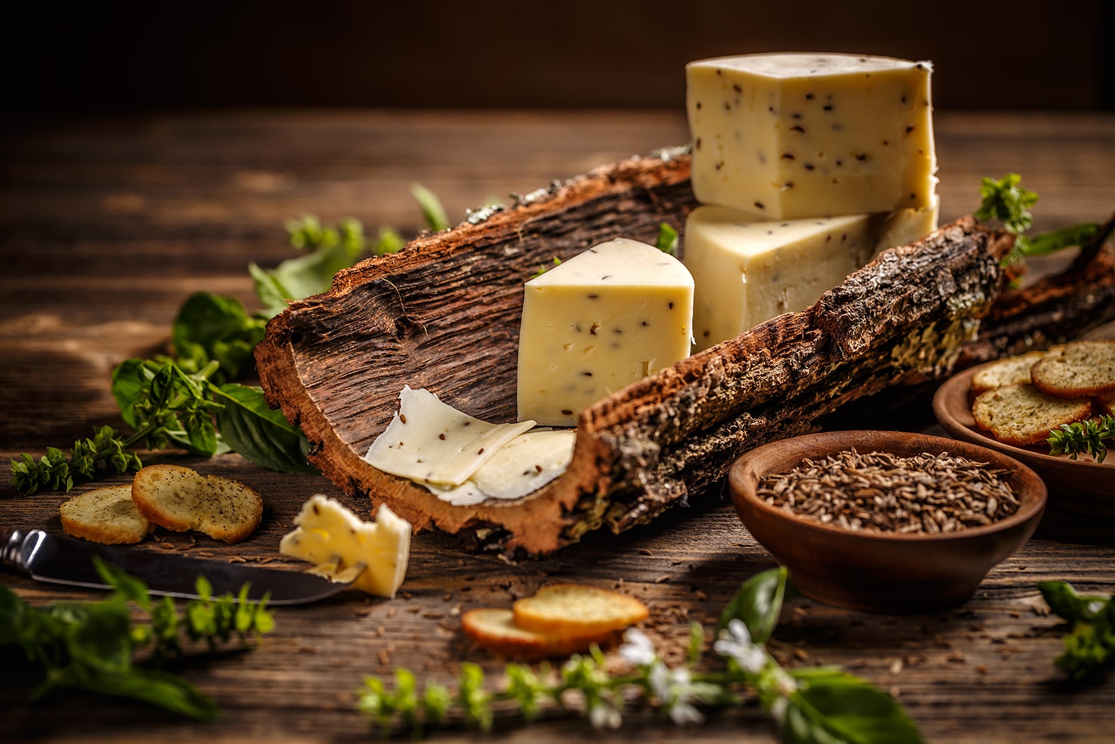 Schmackhaften Käse aus Tirol kaufen im Onlineshop